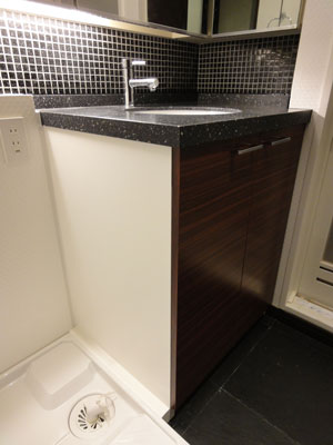 洗濯機置場を改装 洗濯機置場を改装